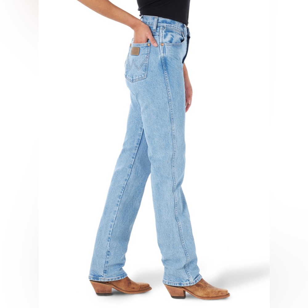 WOMEN'S WRANGLER COWBOY CUT ANTIQUE WASH SLIM FIT JEANS